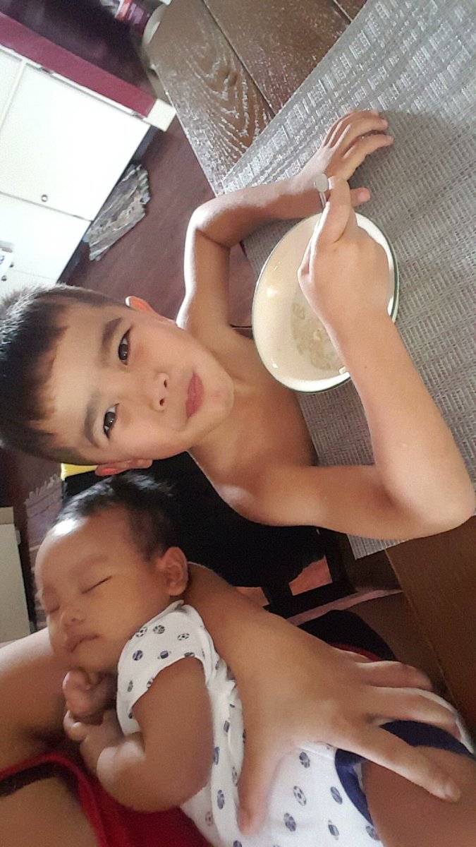 isabelrosella23's tweet photo. Visiting sistah sistah & my lovely handsome baby Alec ๐๐ #visitingdays https://t.co/2kNL7l5sSD