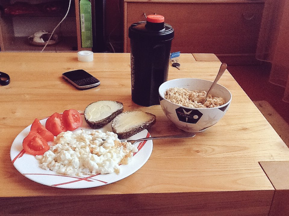 Nik0Dude's tweet photo. Lets have some energy for productive gym time.! https://t.co/KoBtsVYtUO