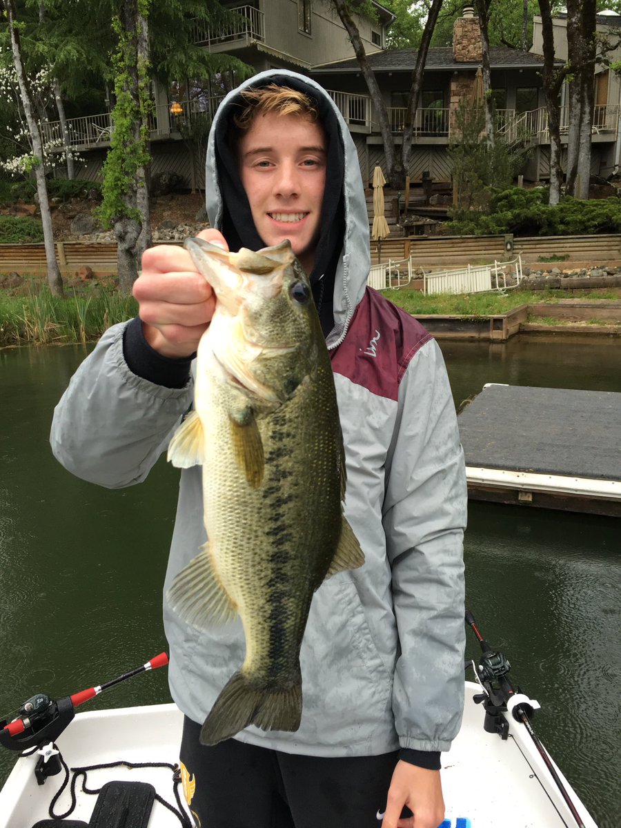 Even though the fish weren't big, bed fishing is the best 💤🎣🇺🇸