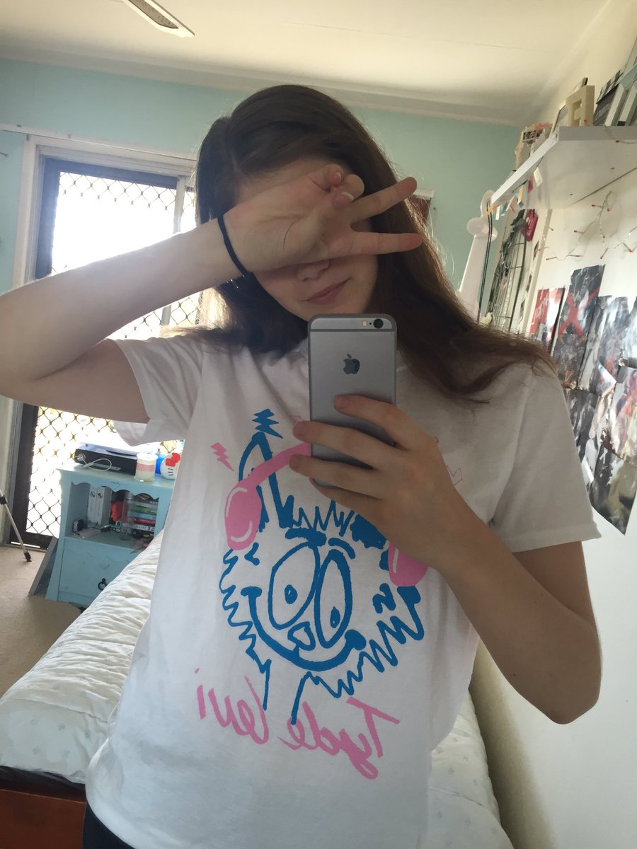 cosemjos's tweet photo. Hi @TydeLevi I'm a piece of trash and I kinda think ur awesome :) #AmplifyTYDE https://t.co/ZaqELJrl1J