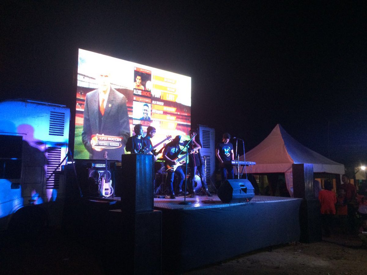 Cafe19 (@cafe19_clg) on Twitter photo 