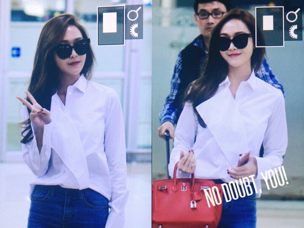 [PIC][11-04-2016]Jessica trở về Hàn Quốc vào trưa nay CfvipErUEAEm4q9