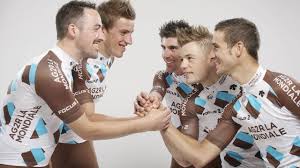 SEIGNEURLouis's tweet photo. @turgech @AG2RLAMONDIALEc 
Heureux Anniversaire
Sébastien https://t.co/ixnUyvFaF4