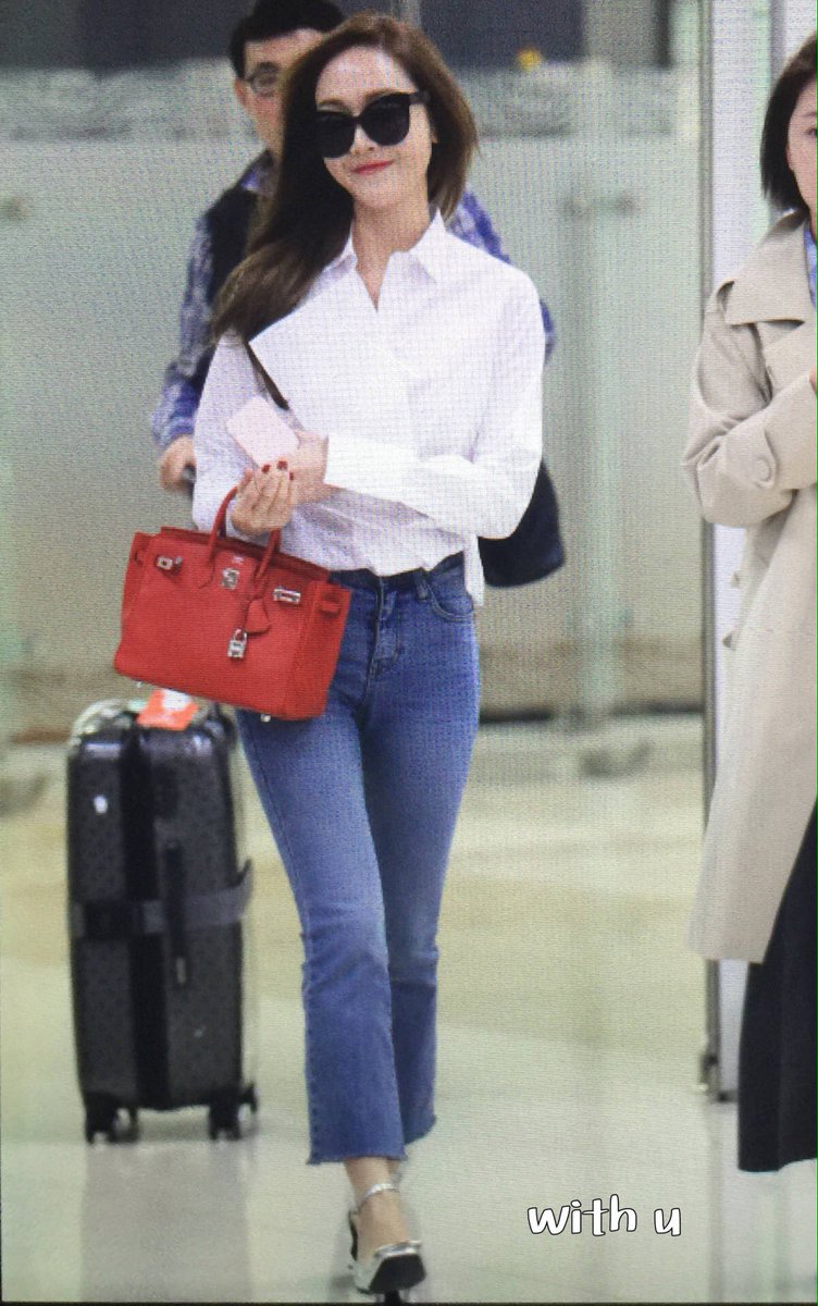 [PIC][11-04-2016]Jessica trở về Hàn Quốc vào trưa nay Cfvk1KdVAAADpdb