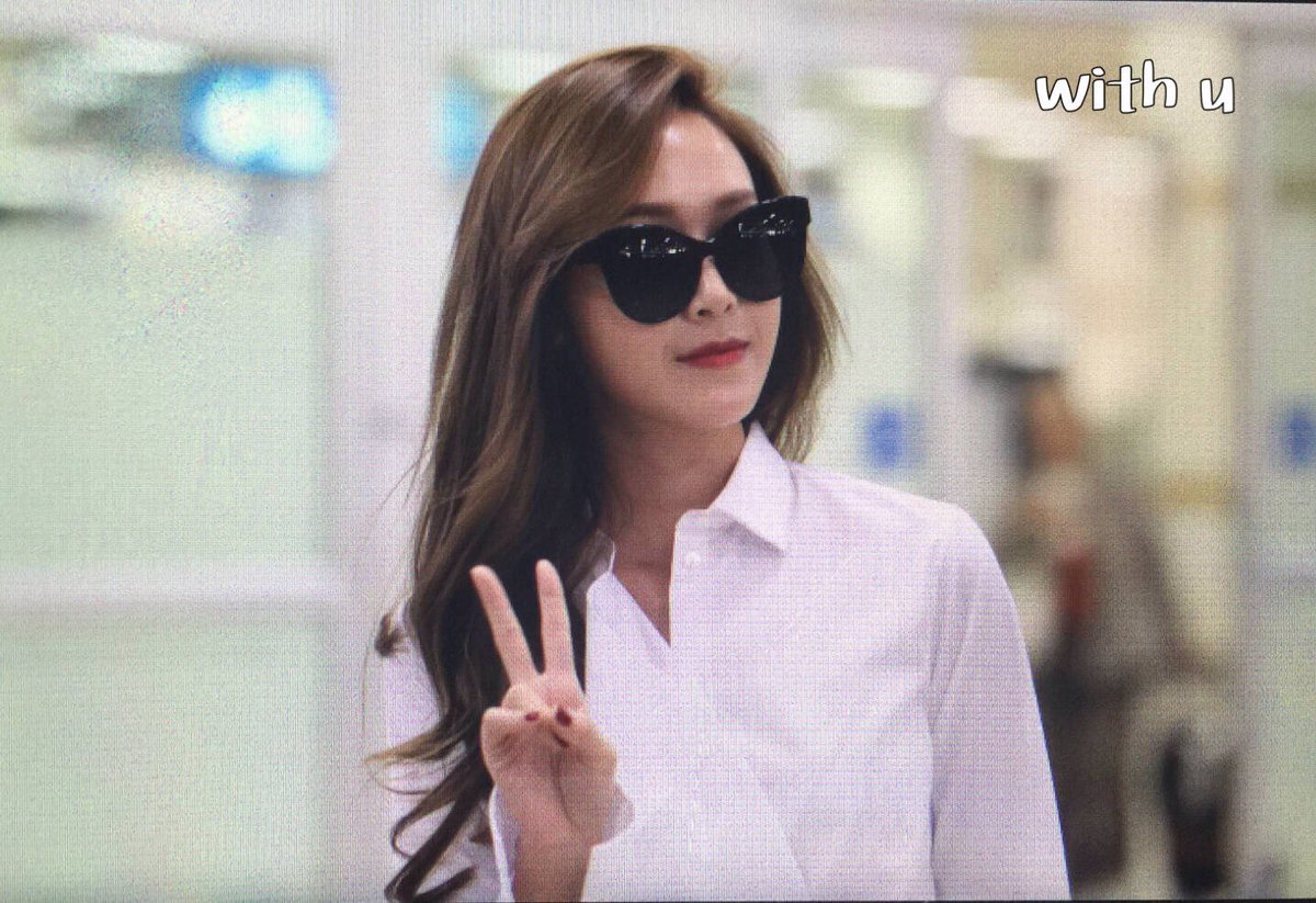 [PIC][11-04-2016]Jessica trở về Hàn Quốc vào trưa nay Cfvlv-bUEAAEkaI