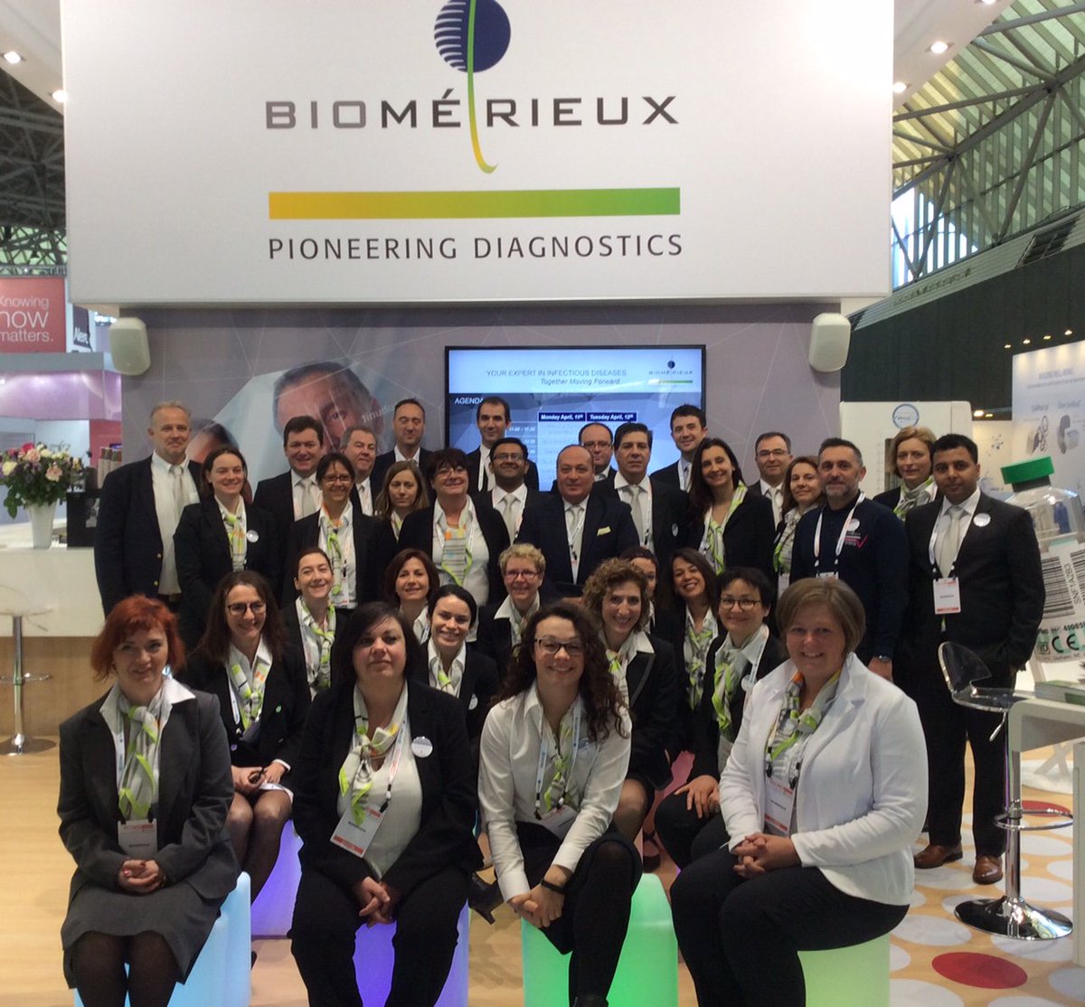 biomerieux's tweet photo. Entire bioMerieux crew ready 4 Day3 #ECCMID2016 Ask yr ques: #ARGENE #VITEK #Virtuo #Filmarray #WASPLAB @ESCMID https://t.co/qfwIt6DVDT