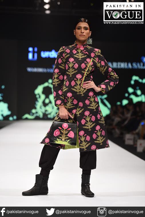 WORLDINVOGUE's tweet photo. @wardhasaleem-#FPW16 #SOWCASING #SS16 #FASHIONPAKISTAN #PAKISTANINVOGUE https://t.co/uZxJ85yRdZ
