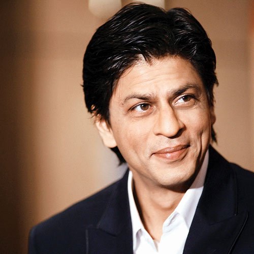 Filmipop's tweet photo. #FilmiNews: Shah Rukh Khan: Will be logical to avoid 'Sultan'-'Raees' box office clash 
https://t.co/QDwsDyEC10 https://t.co/Va6mrBPZzW