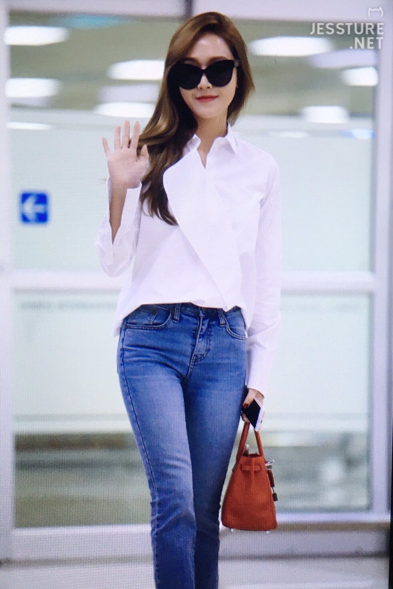 [PIC][11-04-2016]Jessica trở về Hàn Quốc vào trưa nay CfvvqCRVIAEFe4j