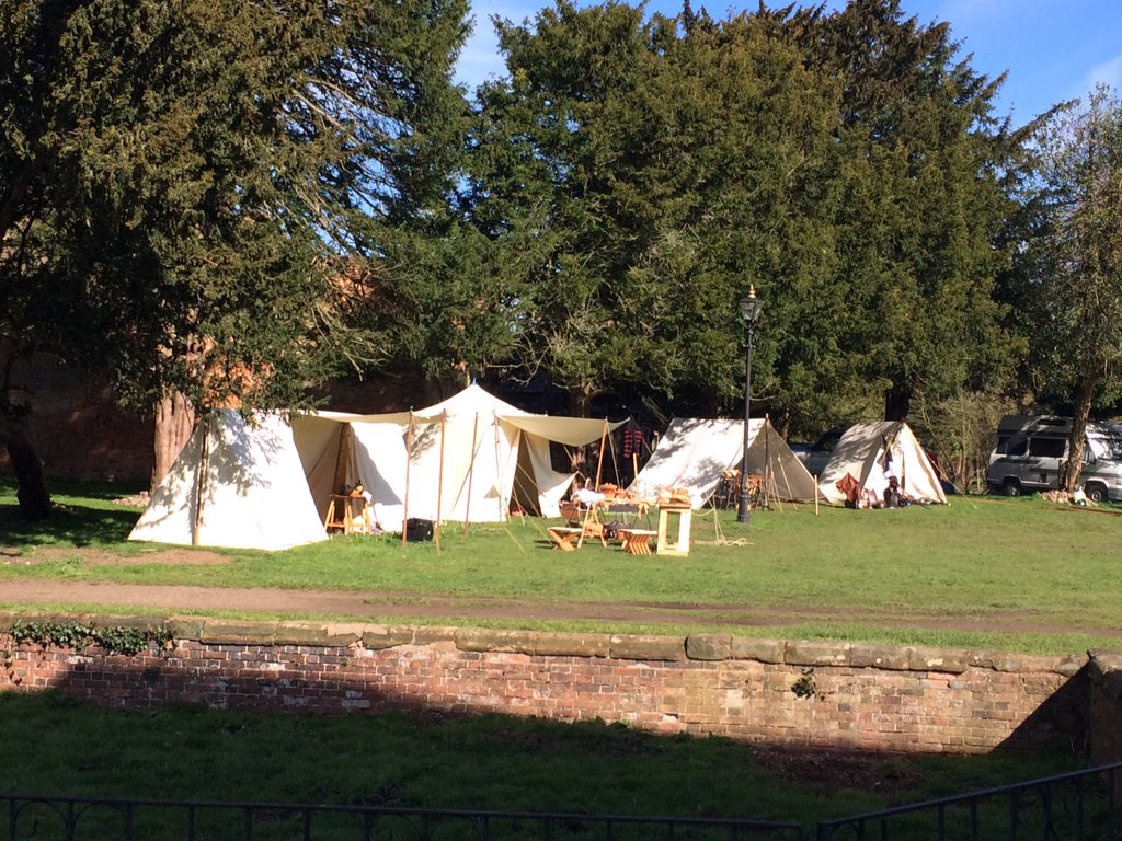 Sir Gilbert Hoghton tweet media