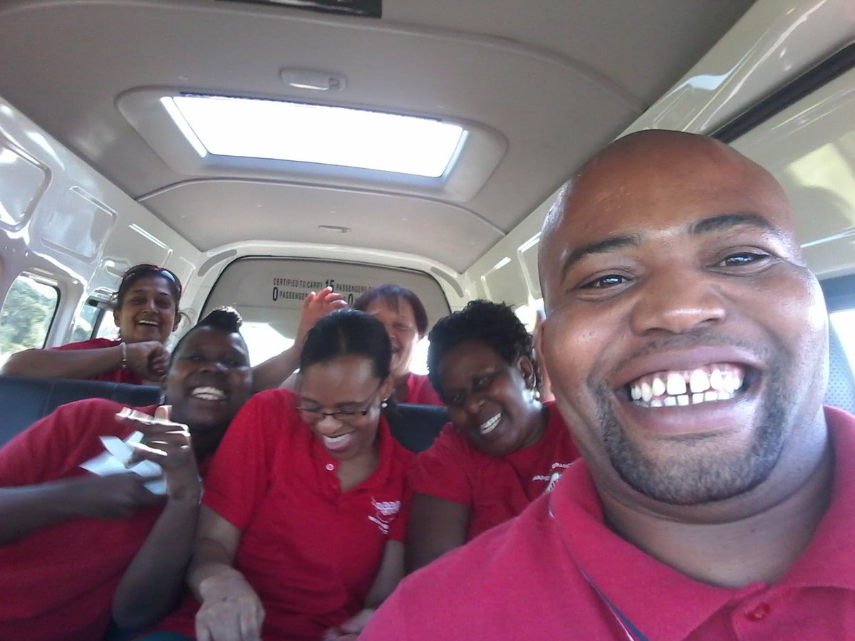 shutertrend's tweet photo. @shuterrace #teamspirit #funteam https://t.co/ZSTVVWr4C3