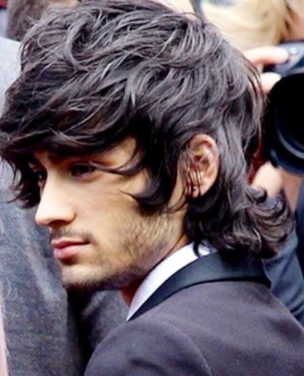 sacredzjm's tweet photo. Zayn's long hair was so beautiful https://t.co/3SF3Ac409N
