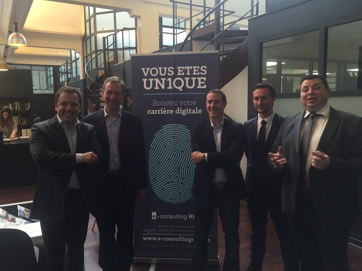 TonJOBnumerique's tweet image. Nos intervenants de ce matin #BigDataRH. C&apos;était passionnant ! Merci à eux. Le #printempsdunumerique continue