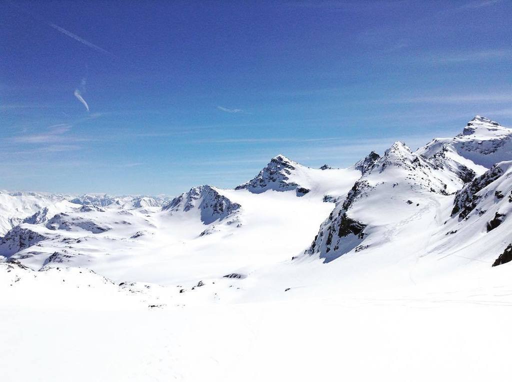 from _luciemathel_, S'évader. 👼🏼 - more at ift.tt/1Lu8QKj