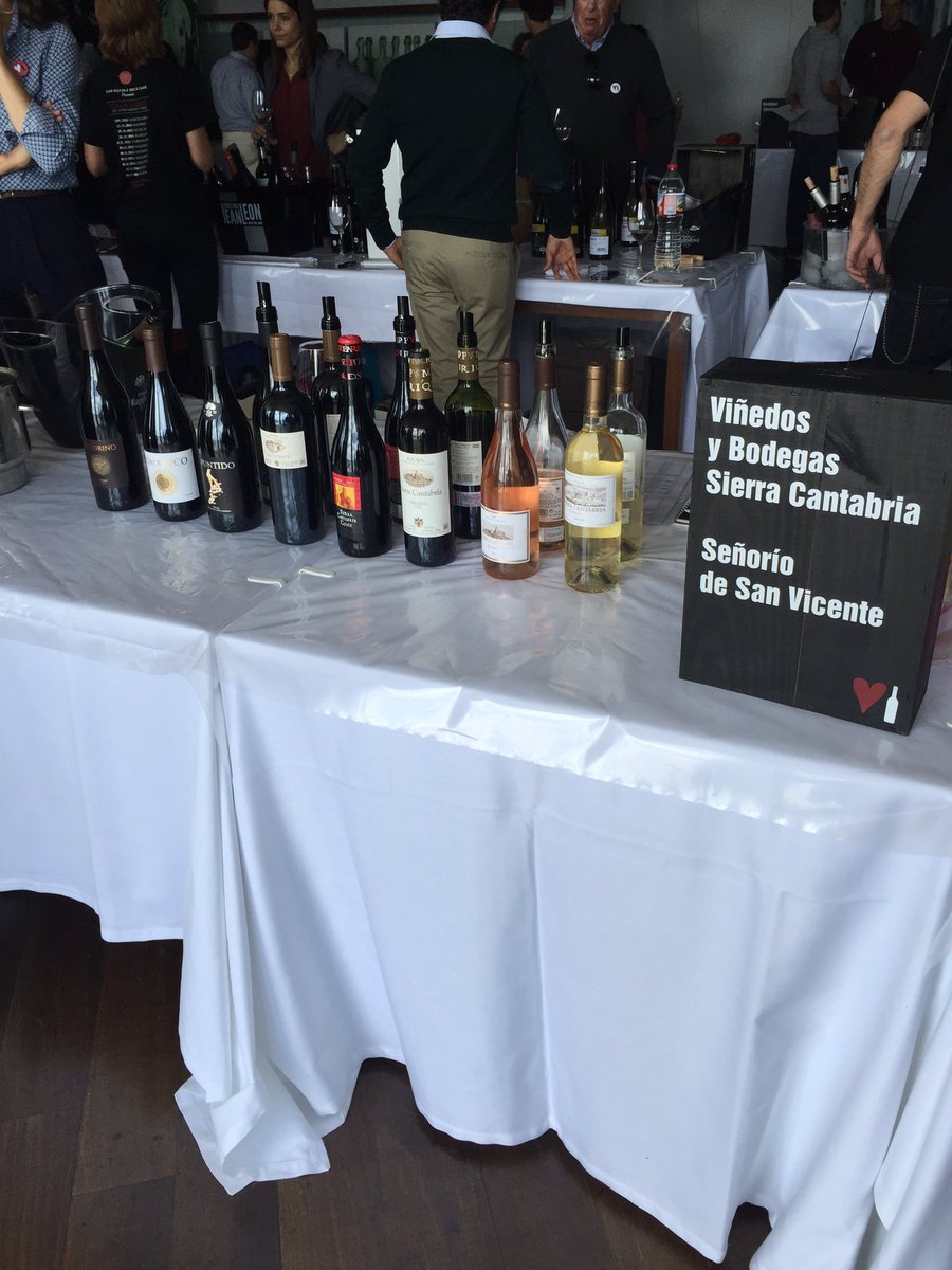 danifortuno's tweet photo. Go!
Great wines de @EgurenEduardo @marcoseguren #mostradevins #devinsmenorca #sierracantabria #vbsc @RiojaWine_ES https://t.co/VWb1KJfQJB