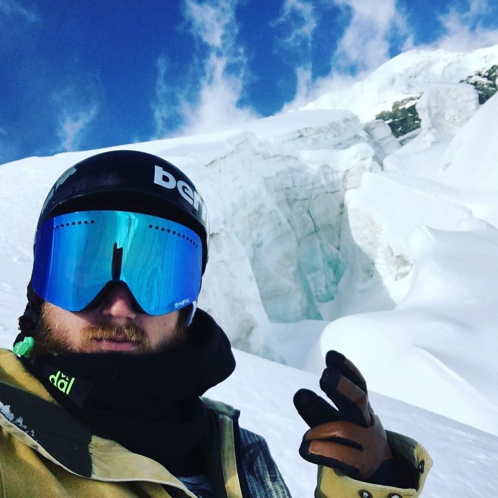 by chatsmarv, #crevasse #saasfee #crevasseselfie - more at ift.tt/1lwRgAR