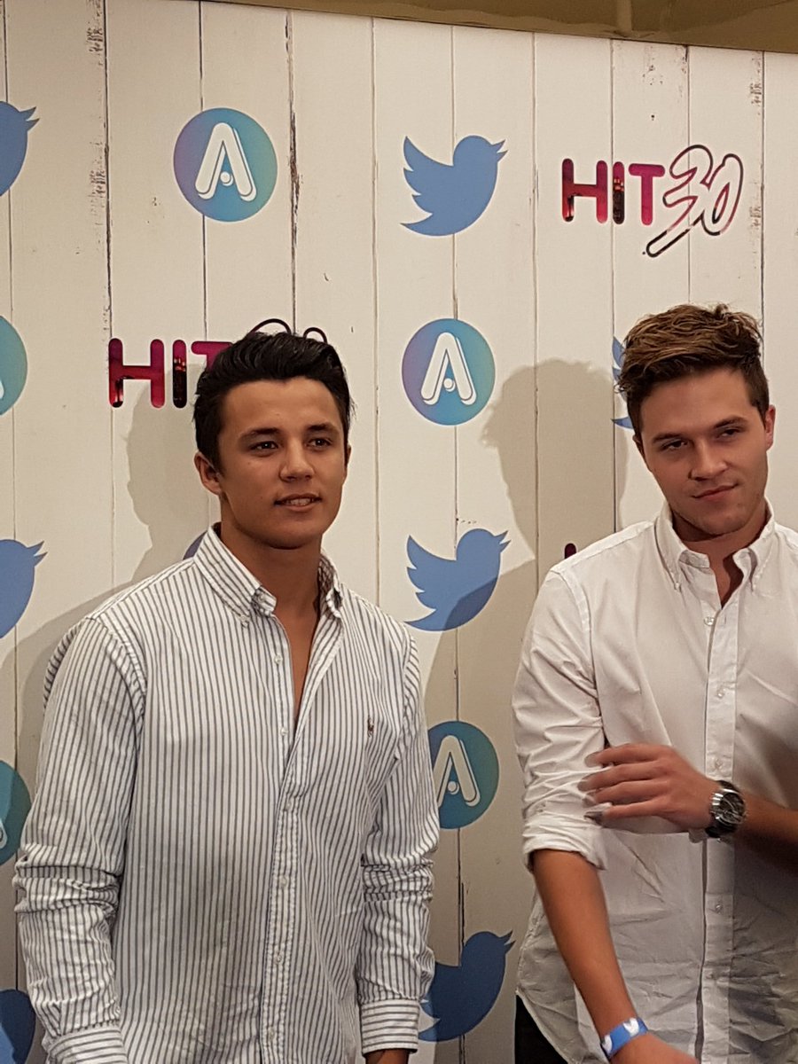 aliiscoollike's tweet photo. My boys @TyroneGWAT @BrockJays rocking @TwitterAU #MakeIt https://t.co/llsbglV0HW