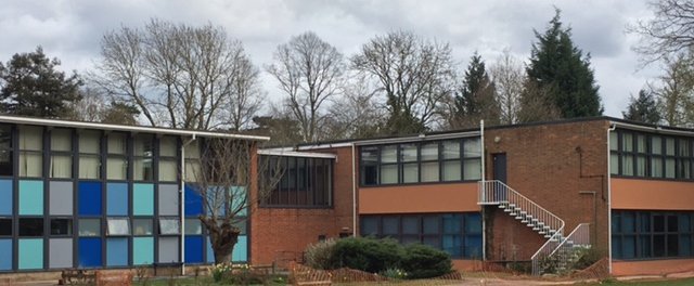 chartercomm's tweet photo. Completed works #BewdleySchool using @SapaBldgSystem and @DualSealGlass https://t.co/pb469IgKSw