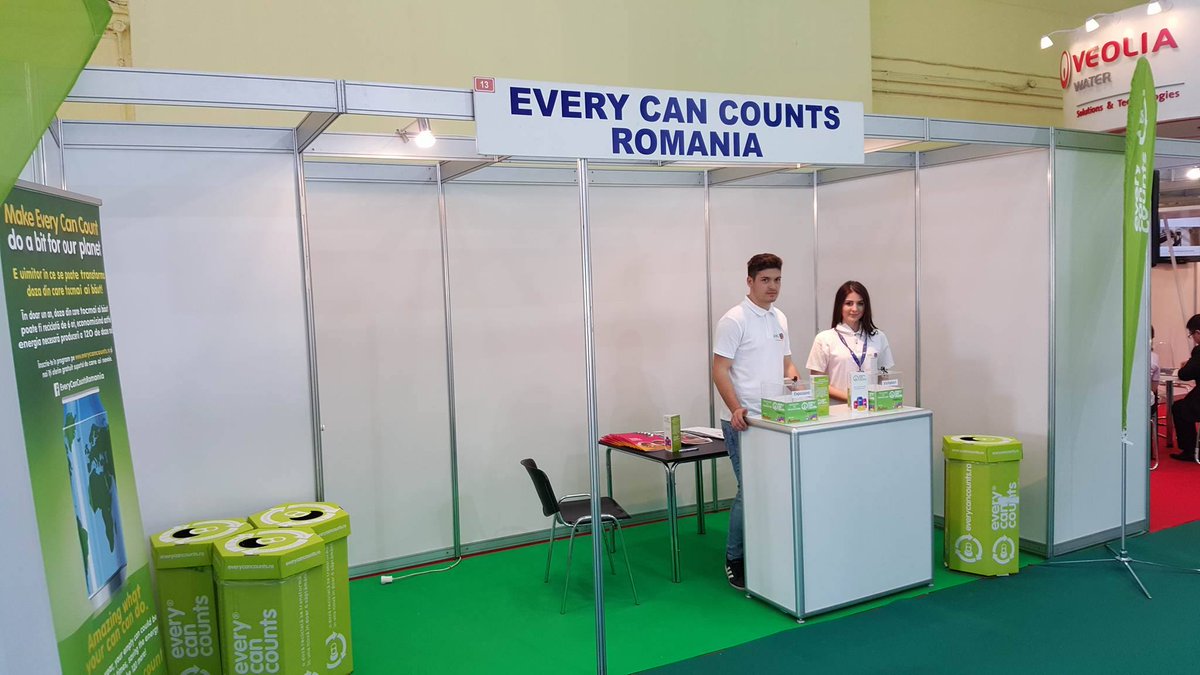 Campania #ReciclareCuPremeditare la Romenvirotec. Felicitari castigatorilor tombolei, Costel Lupu si Mihaela Dumitru