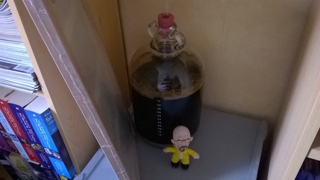EssexRealAle's tweet photo. #brew8 @BrewUK Stovetoppers Voodoo Porter almost ready for chilli https://t.co/NhP1DAGNdR