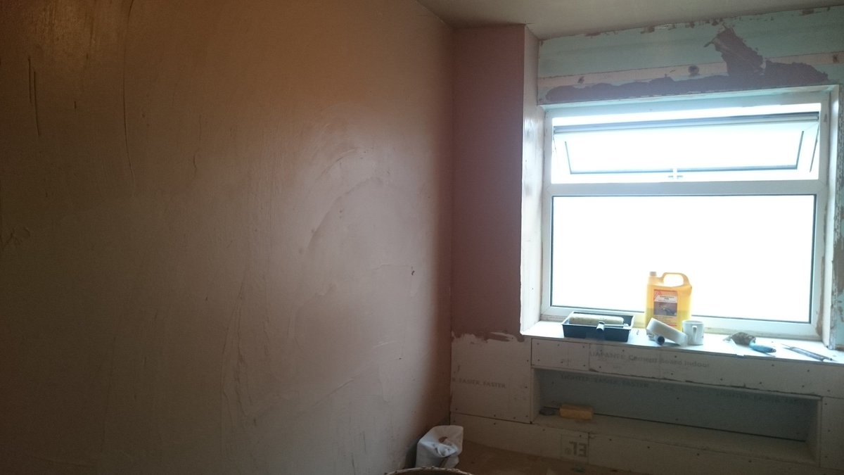 UPTNorwich's tweet photo. More plastering and tiling shots #UPT https://t.co/FNGoFMtlL2