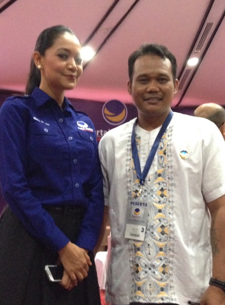 EDDYSANTRI's tweet photo. Whit @NonnyChirilda #ForAhok #ForRestorasi https://t.co/xm1EaBWvSN