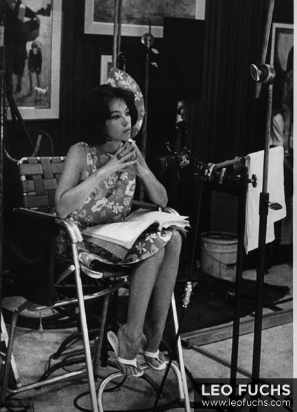 leofuchsarchive's tweet photo. Leslie Caron sitting on a high chair on set of "Father Goose" (1964) .

This movie won an Academy Award for Best Or… https://t.co/kOsaox9xZ0