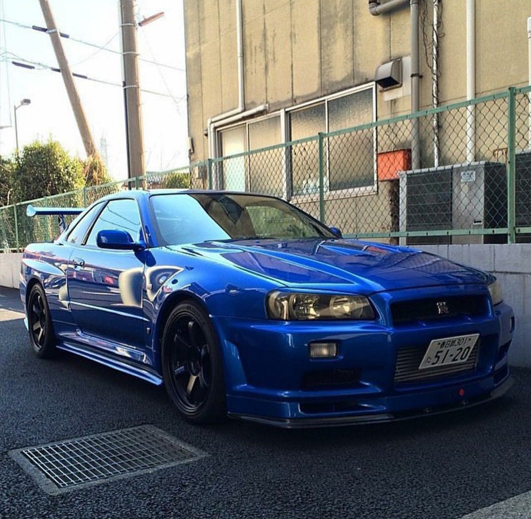 Nissan Skyline r34 GTR Сток