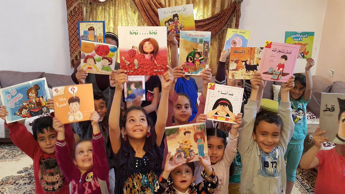 welovereading's tweet photo. لطالما كانت القصة مصدر سعادة الأطفال ..
احدى جلسات الأطفال مع متطوعتنا مريم الزعبي من محافظة جرش 
#نحن_نحب_القراءة https://t.co/77jLxvcHzy