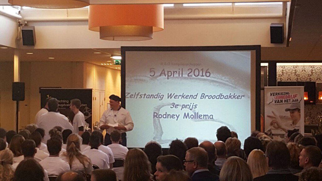 Rodney Mollema derde bij het Nederlands kampioenschap zelfstandig werkend broodbakker. Trots! <a href="/NP_Euroborg/">NoorderpoortEuroborg</a>