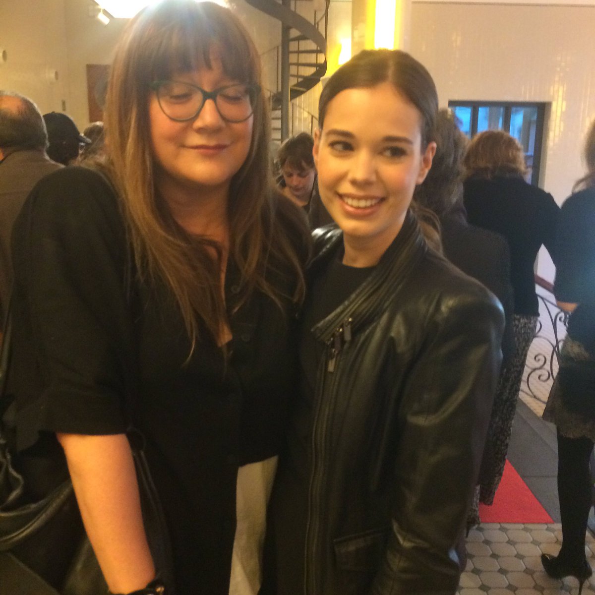 radio4_rne's tweet photo. Abans de la gala #premissantjordi #cinema a @EstrellaDammCat @CoixetIsabel @deLaiaCosta @FrancesColomer https://t.co/jX8ebzJ9Ym