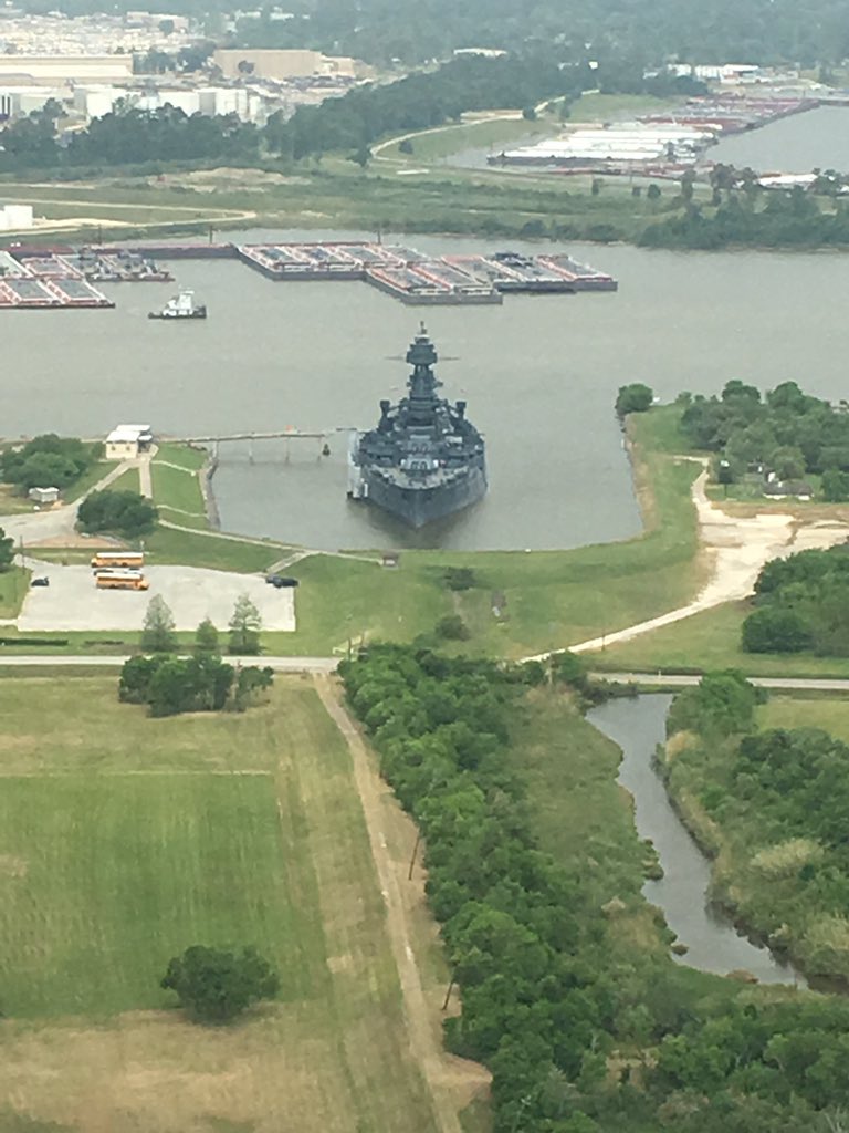 KerriSmith79's tweet photo. Battleship Texas Dueitt 7th grade Field trip! #howwedueitt @DueittEagles https://t.co/FhlRRVhfNu