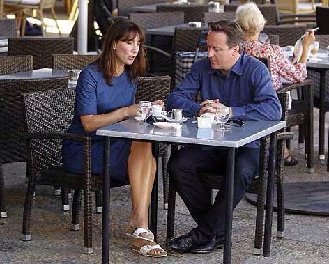 PoliticalAP's tweet image. "Just say 'no I don't pay, tax is rubbish'."

"Sonja, you are not the Chancellor of the Exchequer!"

(Via @Anwnevns)