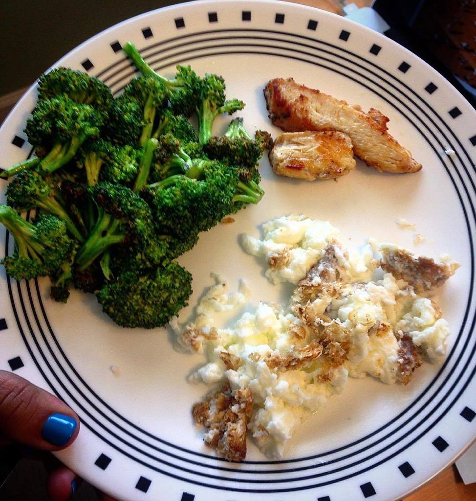 beefybeffy's tweet photo. Oh hey RP... please be easy on me!! 😳🍴 #deliciousfuel #rplife #2ozstruggle #beefygoesrp https://t.co/NOGlH4uUla