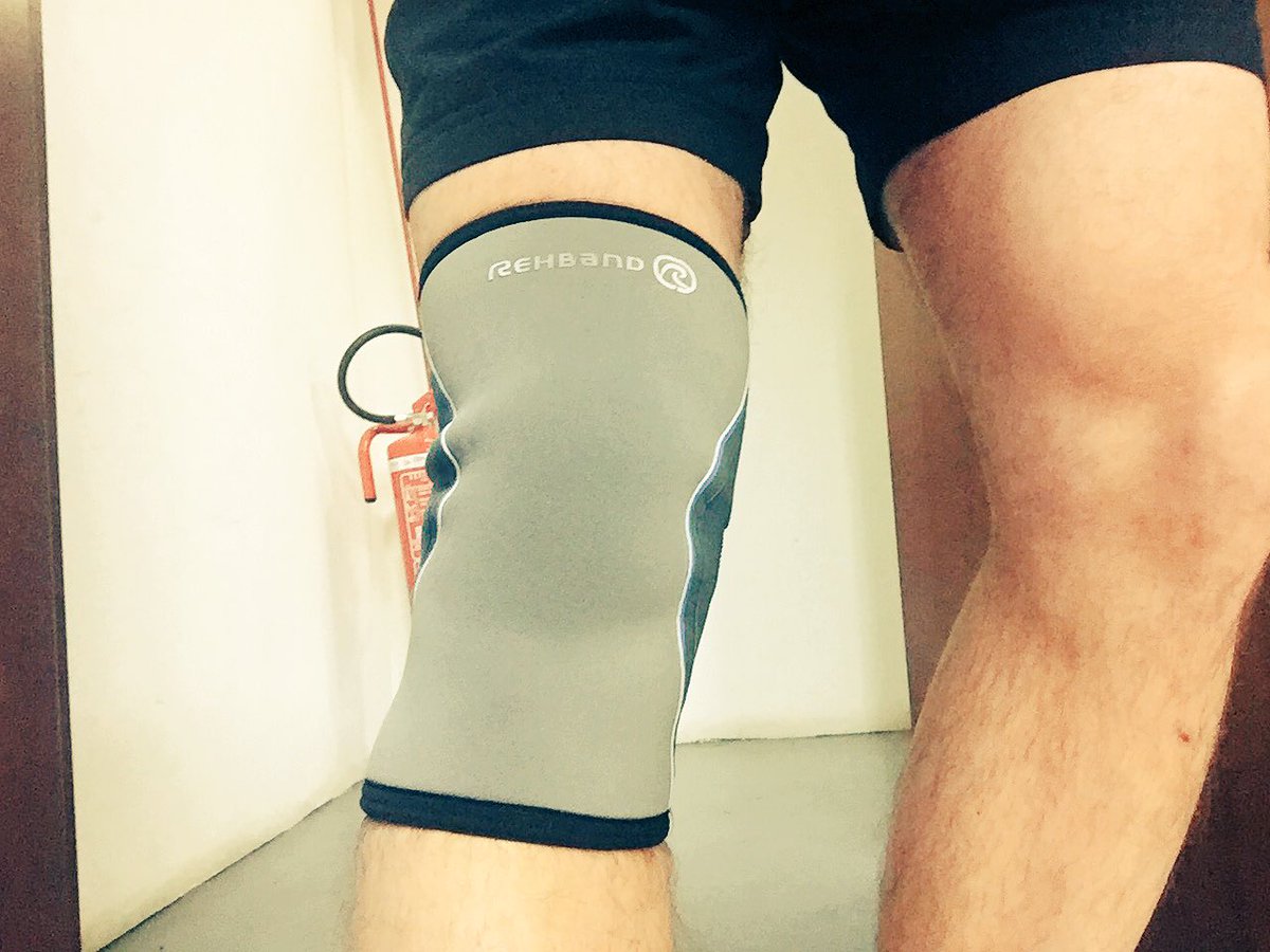Bodom_Hell's tweet photo. Ciao eh @robirobot74 #crossfit #CF548 #acciacchi #workout https://t.co/Bil35nwyRY