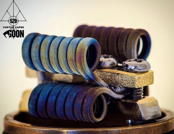 0fash0's tweet photo. @fleekvapes Did a 1500 grit polish on my #GoonRDA Get yours - https://t.co/ciLaBbL0Fu #VAPELIFE #VAPEFAM #fleekvapes https://t.co/dvE1oqSy87