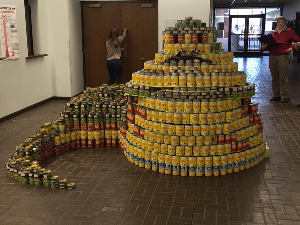 AshleyAReports's tweet photo. How awesome are these #Canstructions? Vote for you favorite here! https://t.co/YmGoVeEgBF https://t.co/kNIWK3PKEt