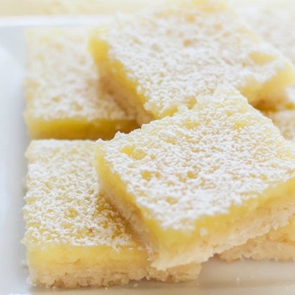KippersKafe's tweet photo. You can never go wrong with lemon bars! Stop in today and grab a few! #MondayMunchies https://t.co/CpUwSzx6qV