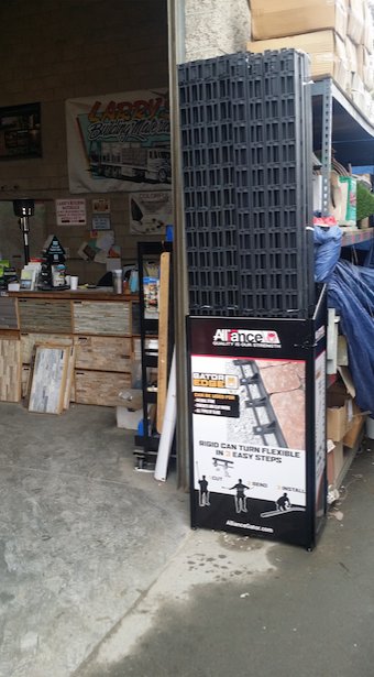 AllianceGator's tweet photo. Livin' life on the (Gator) edge! Larry's Building Materials in CA recently set up their new Gator Edge display! https://t.co/gxzY13rApq