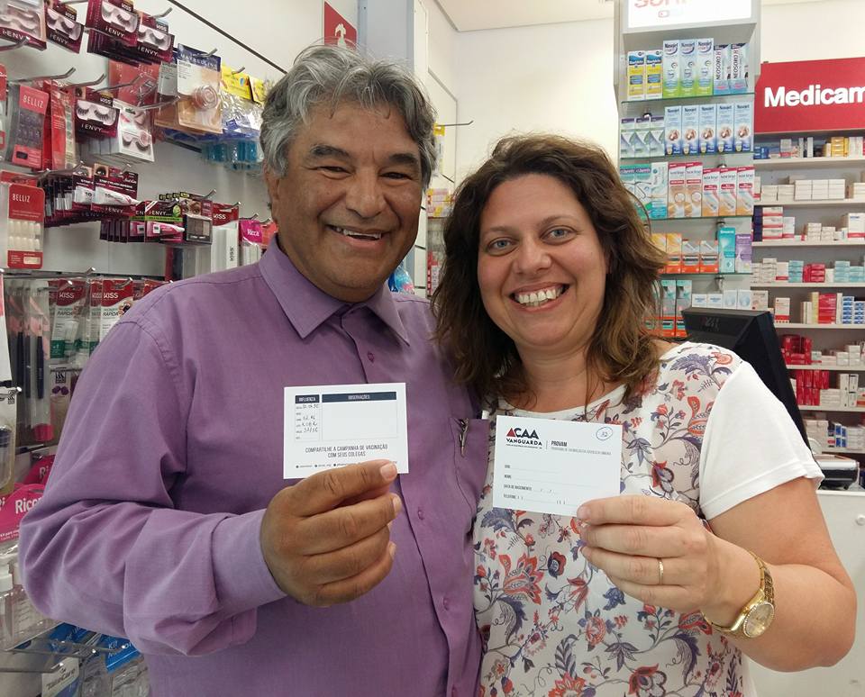 CAAMG's tweet photo. Retomada vacinação contra o #H1N1 promovida pelo #Provam. A imunização vai até 15/04, na Drogaria Santo Ivo. #caamg https://t.co/tGyId00NxD