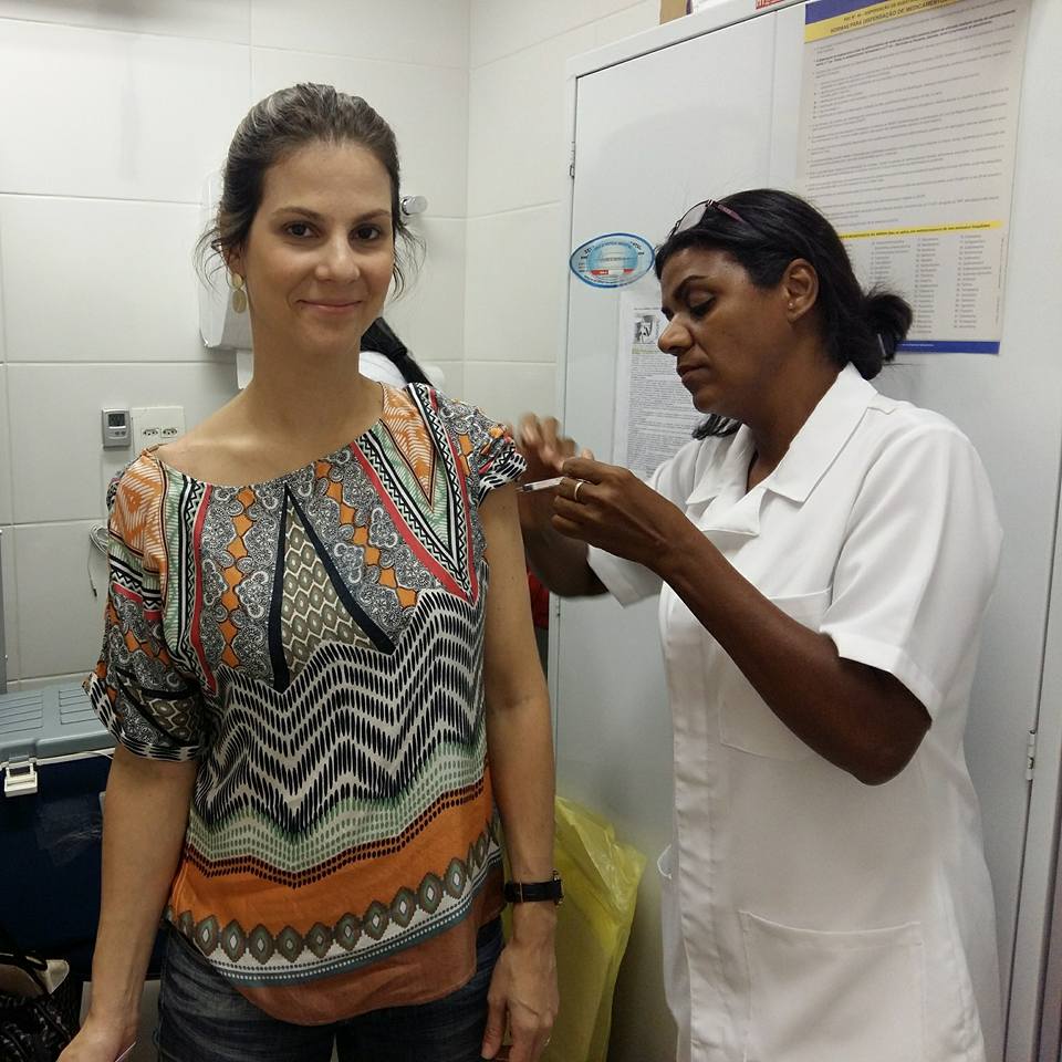 CAAMG's tweet photo. Retomada vacinação contra o #H1N1 promovida pelo #Provam. A imunização vai até 15/04, na Drogaria Santo Ivo. #caamg https://t.co/tGyId00NxD