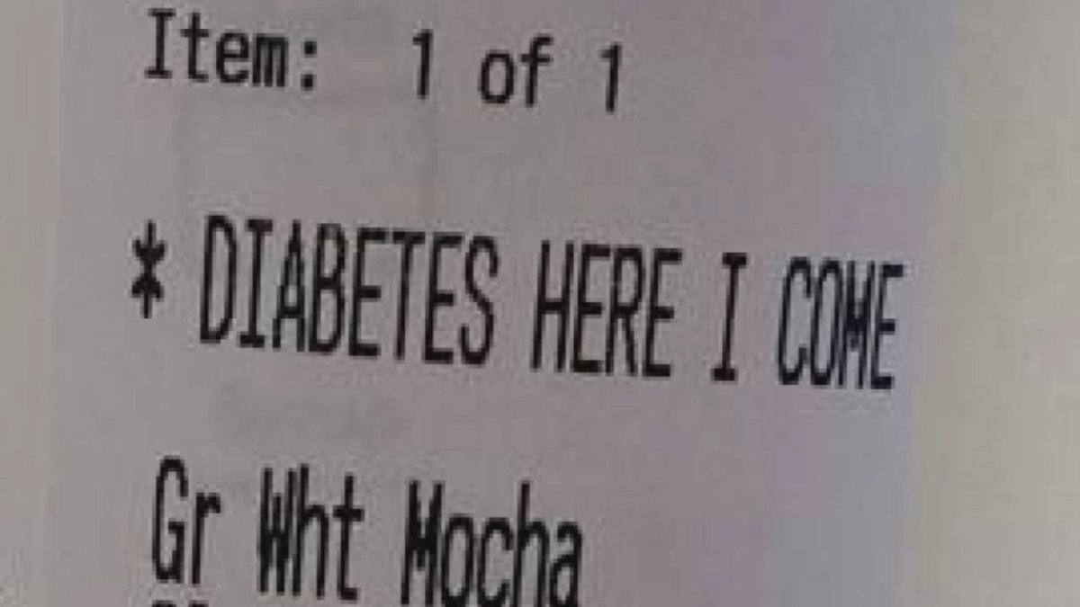 ABC7Chicago's tweet photo. Starbucks customer not amused by 'DIABETES HERE I COME' message on cup: https://t.co/ARQNxvooYn https://t.co/MfN1zfJa41
