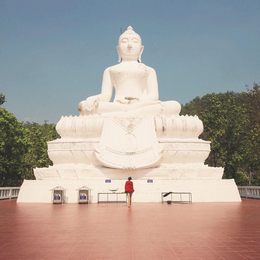 VFpictures's tweet photo. Welcome to Buddhaland! #thailand #pai https://t.co/xpjm1Yz7H0 https://t.co/Rcwqb8rQOF