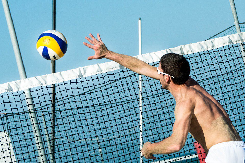 RockNEnergy's tweet photo. Beach volleyball anyone? Fit is fun! #volleyball #beachvolleyball #fitness #rocknroll https://t.co/0geF2zcBS1