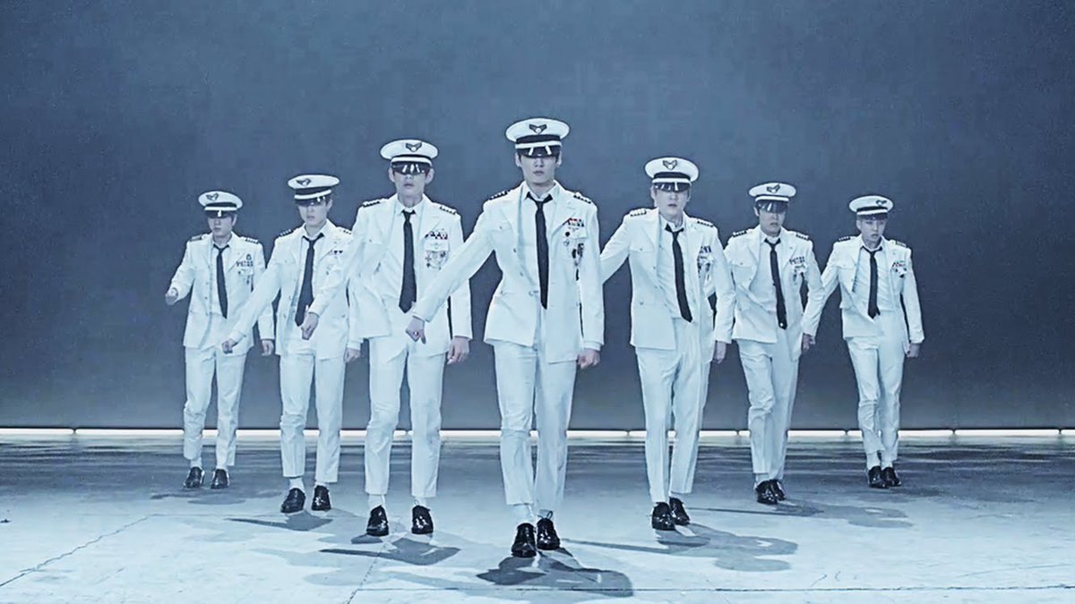 gzgxxx's tweet photo. ชอบผช.ในเครื่องแบบค่ะ... https://t.co/srwWCecy86