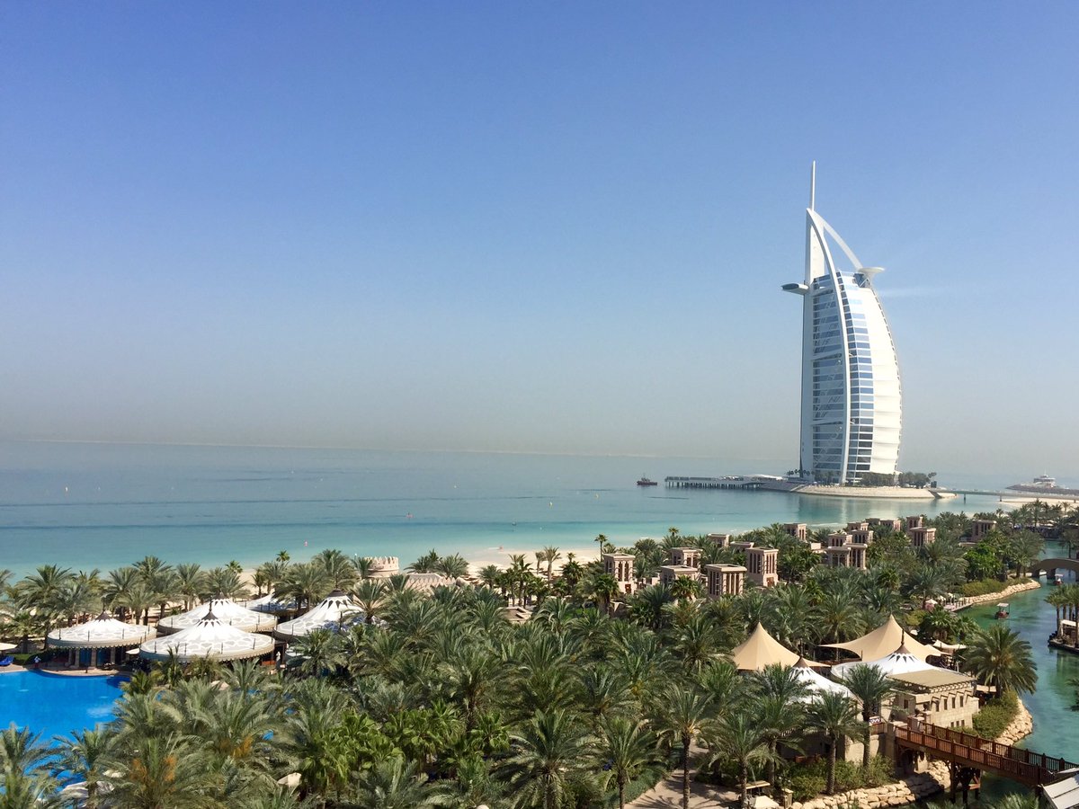 Dermottonathan's tweet photo. Happy to attend #WRC2016 to discuss #FUTUREOFRETAIL great meeting #mujidalfuttaim today https://t.co/w2oVZ0edtq