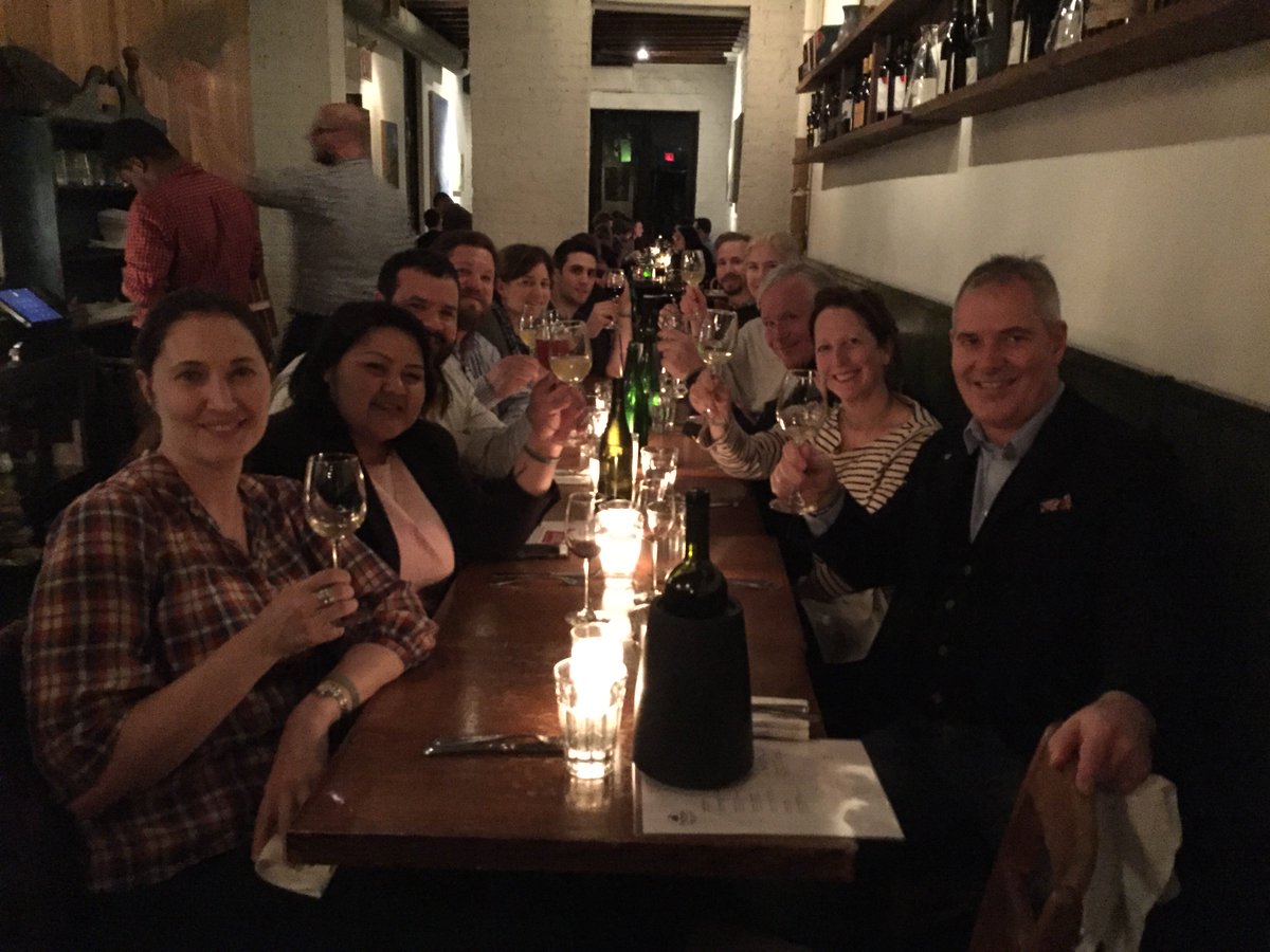 SlowFoodUSA's tweet image. Fun dine-around evening w/ #chefsummit16 attendees @SlowFoodNYC @SnailofApproval @FarmOnAdderley in #Brooklyn