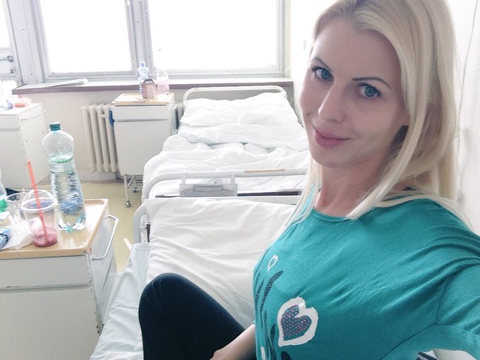 Hospital selfies ;-) https://t.co/WjtSw2nnU5<a href="/tag/camgirl"class="tags"><span>#camgirl</span></a><a href="/tag/skype"class="tags"><span>#skype</span></a>