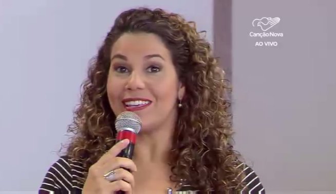 TVCancaoNova's tweet photo. Acompanhe o @amorvencera  #AoVivo 
Acesse: https://t.co/gOLK1oy329 #cancaonova https://t.co/4mPbd5Cl1p