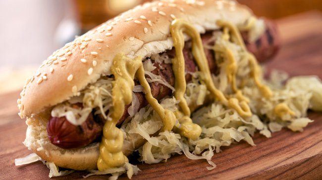 Cibodistrada's tweet photo. Ecco dove si può mangiare il panino che puzza #caddozzone https://t.co/4bpBM46Aoo https://t.co/RYxjhZF81Z